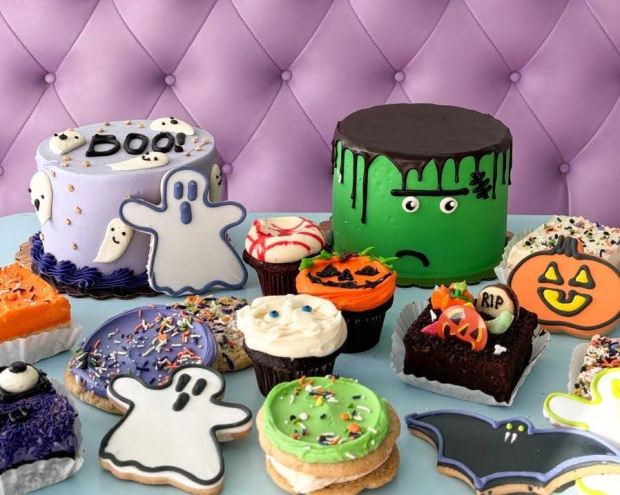 Halloween treats from Sweet Mandy B's (Sweet Mandy B's)