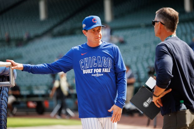 Cubs manager Craig Counsell walks on the field before the Cubs host the Padres in Game 2 of the wild-card series at Wrigley Field, Oct. 1, 2025. (Armando L. Sanchez/Chicago Tribune)