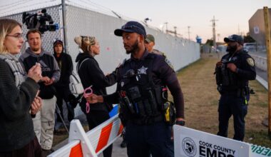 Police keep things calm in Broadview