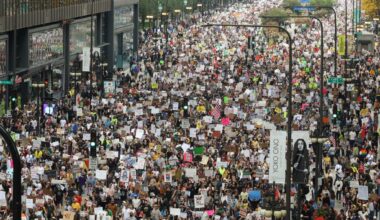 'No Kings' protest in downtown Chicago