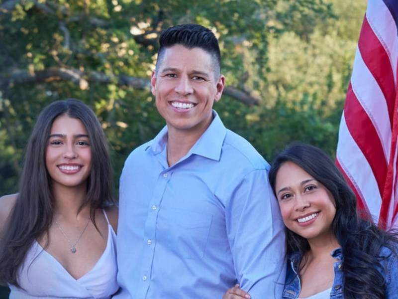 Carlos De la Cruz, brother of South Texas congresswoman, will run to represent San Antonio’s 35th District