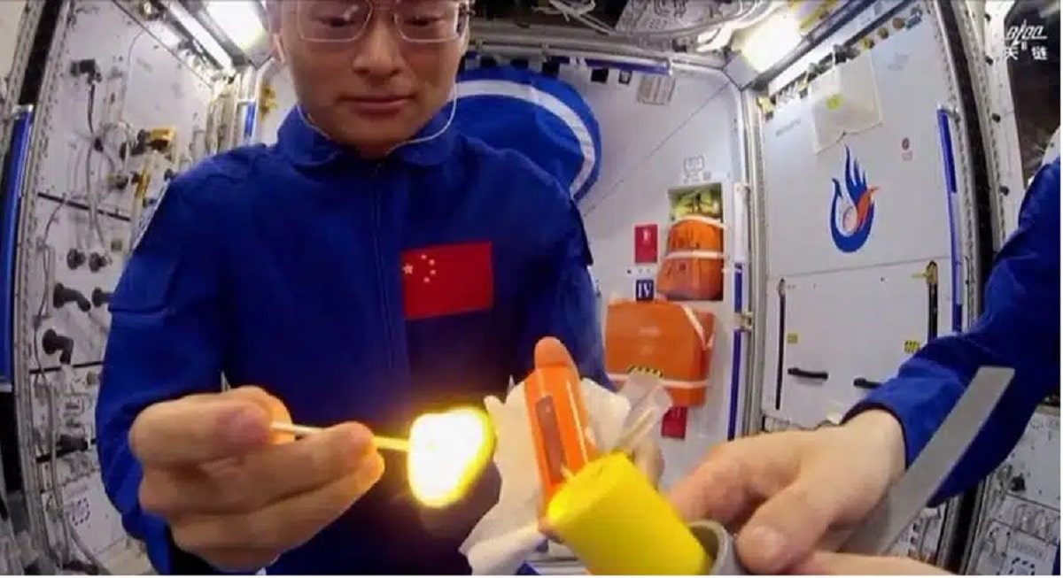 Chinese Astronauts Light a Match on the Space Station—Jaw-Dropping Result Shocks the World