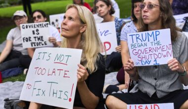 Federal employees get second RIF notice after agencies brought them back