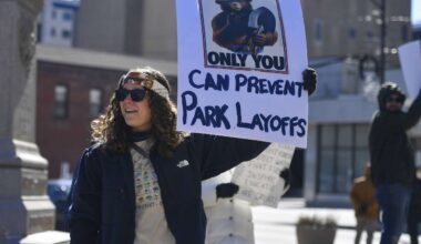 Court extends restraining order to shield more feds from shutdown RIFs