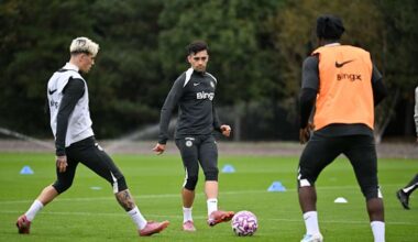 Gallery: Heading towards Nottingham Forest | News | Official Site