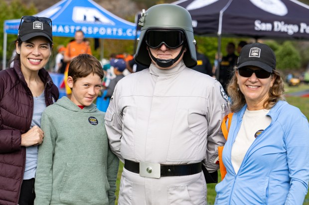 Kate and Joel Maxwell, Howard Smart, Kristen Hampshire (Jon Clark)