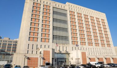 MDC Brooklyn guard who chased and shot up BMW was waging overzealous war on contraband: feds