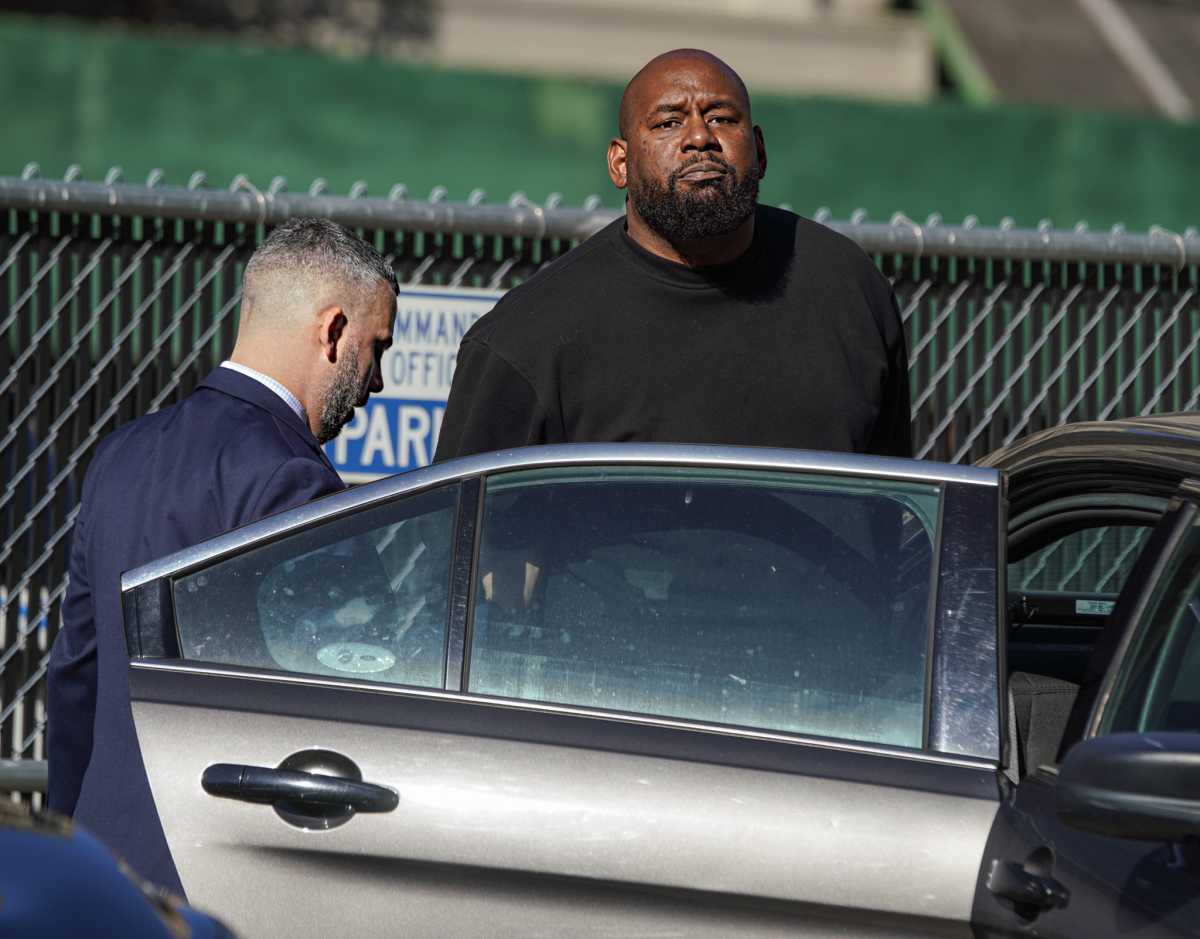 BLM New York founder Hawk Newsome surrenders on Harlem felony assault charges, calls arrest ‘political attack’