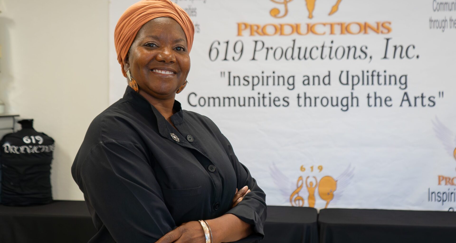 Fort Worth instructor’s art classes inspire youth, seniors to spread creative wings