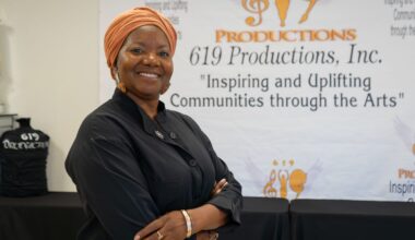 Fort Worth instructor’s art classes inspire youth, seniors to spread creative wings