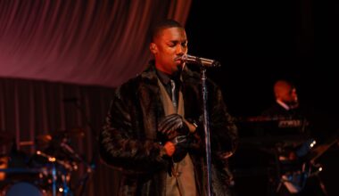 Giveon Blends Romance and Reverence in Houston Performance