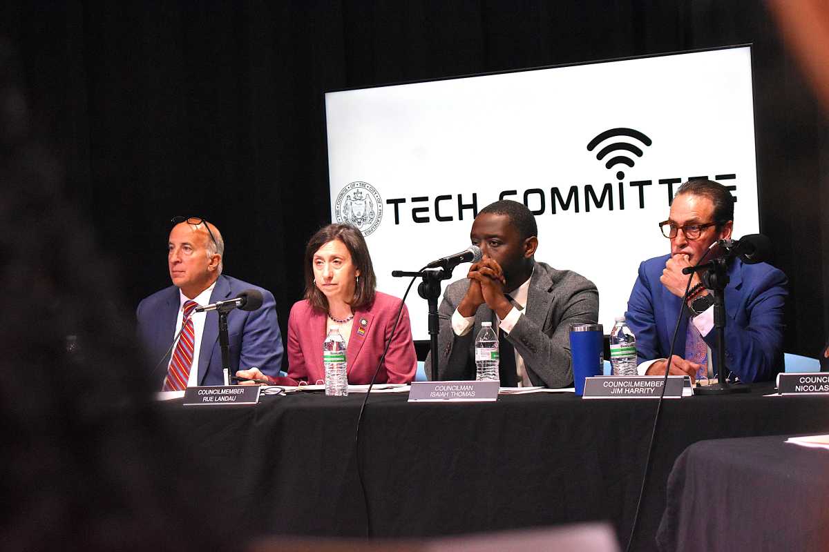 City government’s use of artificial intelligence scrutinized at hearing – Metro Philadelphia