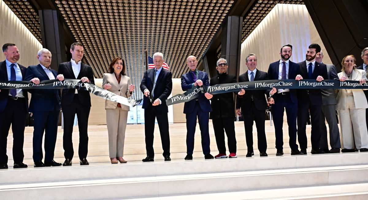 JPMorganChase celebrates opening of new global headquarters in Midtown 1 JPMorganChase celebrated the opening of their new headquarters at 270 Park Avenue.