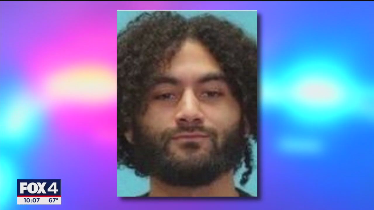 PREVIOUS COVERAGE: Murder suspect dies in North Texas standoff