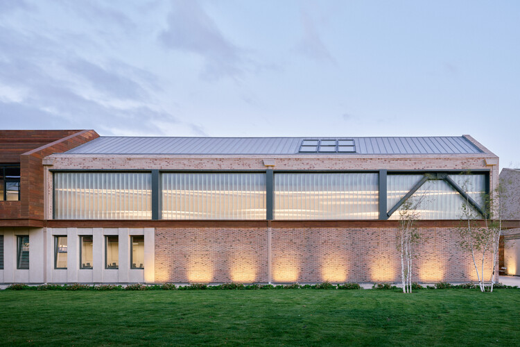 TCDD Temporary Offices & Art Galleries / Erhan Vural Architecture + Urban Design - Image 1 of 14