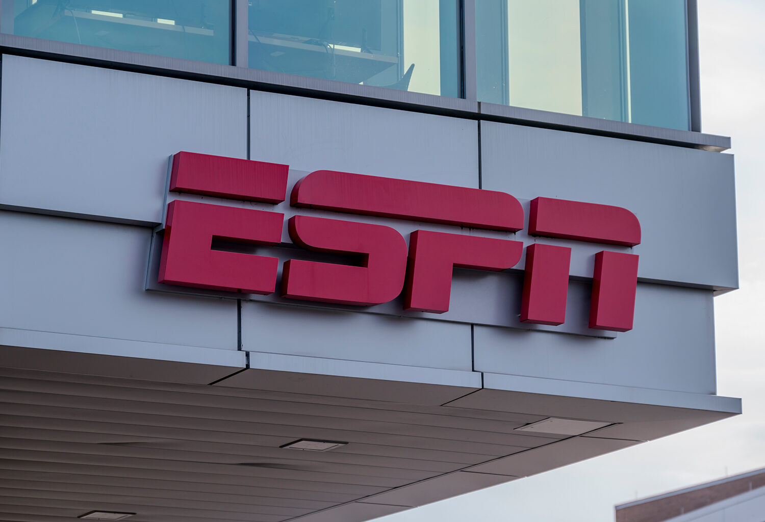 News: Justin Connolly, Paramount, WNBA and more