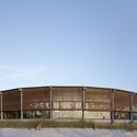 © Tiago Casanova Sétimo Ano de Praia Beach Support Facility / Lousinha Arquitectos - Image 2 of 20