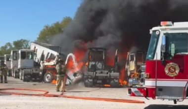 Small plane crashes in Fort Worth near Hicks Airfield