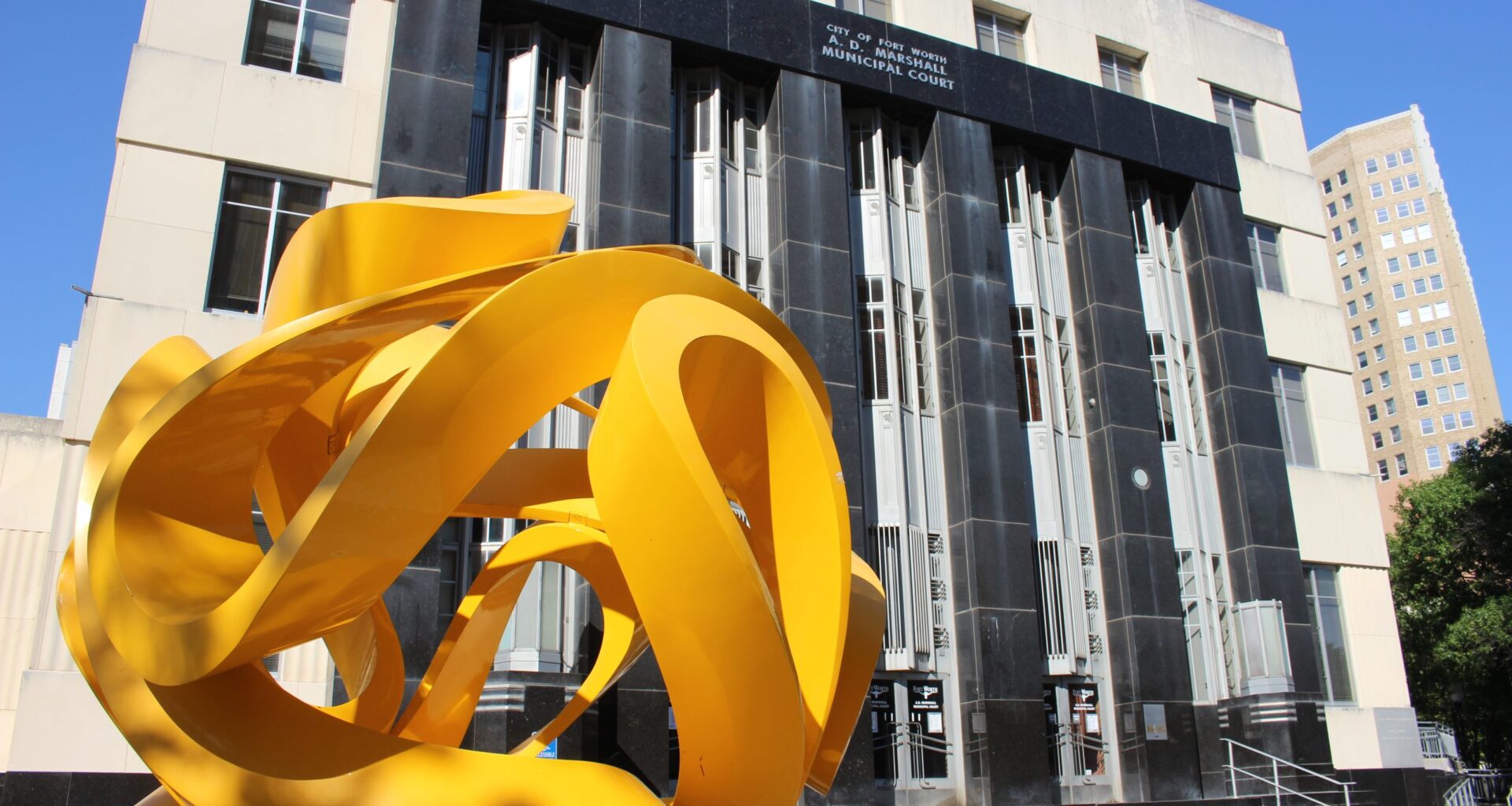 Fort Worth considers hiring municipal judge to fill a vacancy