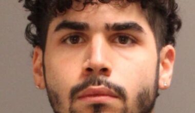 Man caught in viral video charged with assaulting USPS carrier in Northwood – Metro Philadelphia