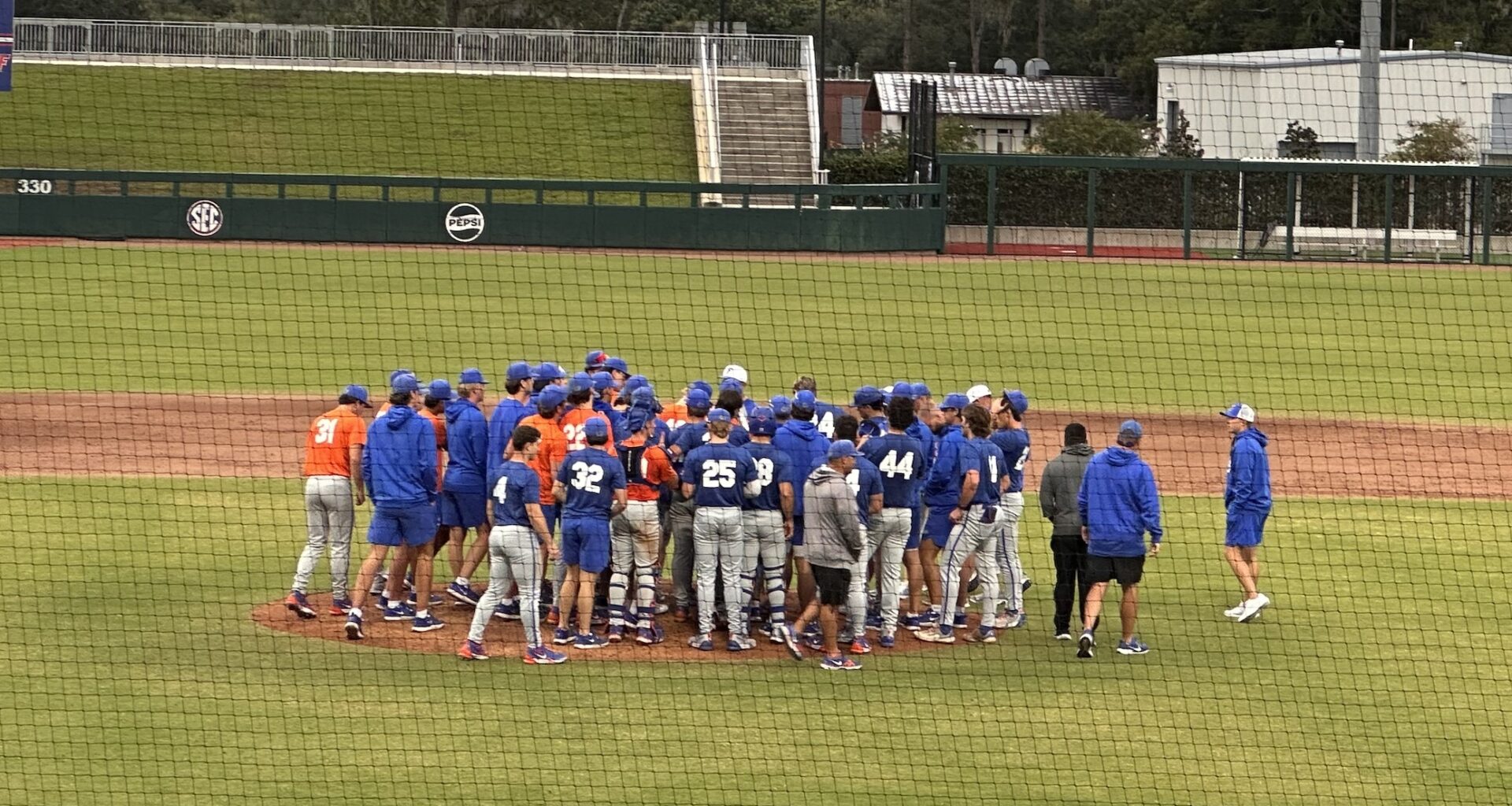 Gators Wrap Week Four of Fall Scrimmages Before Jacksonville Exhibition - WRUF 98.1 FM | 850 AM
