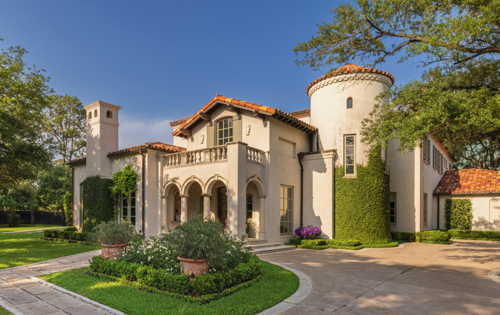 A Mediterranean-style villa home