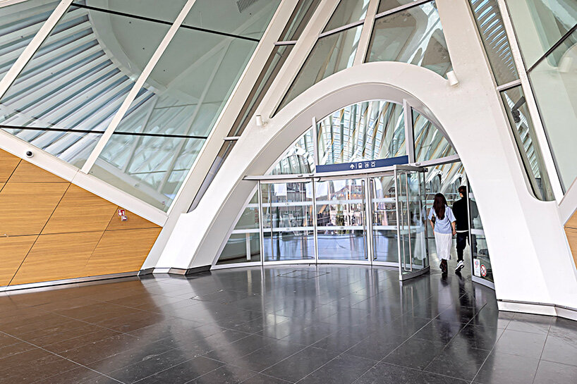 calatrava gare de mons