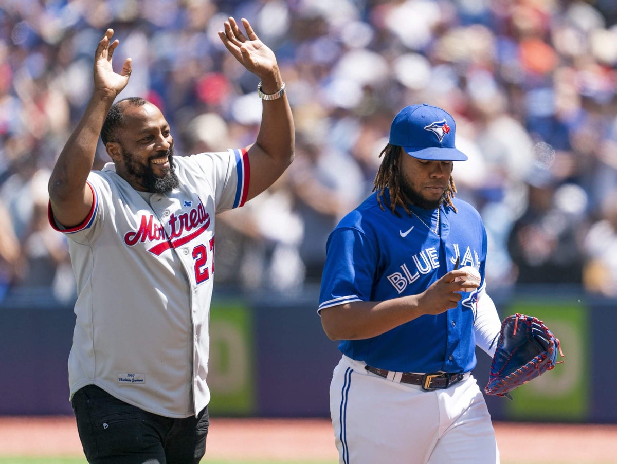 Two decades ago, father-and-son photos showed what was to come for Vladimir Guerrero Jr.