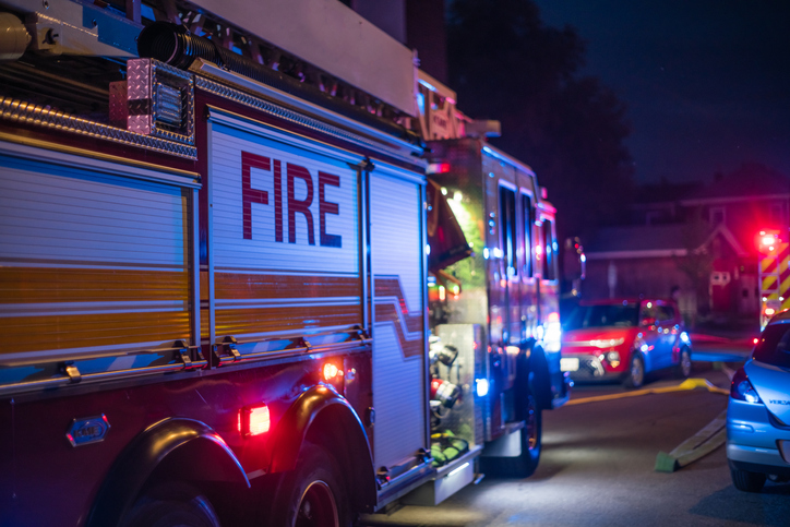 Dryer lint build-up sparks fire at apartment complex on San Antonio's North Side