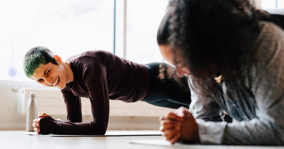 This is how long you should be able to hold a plank for, according to your age