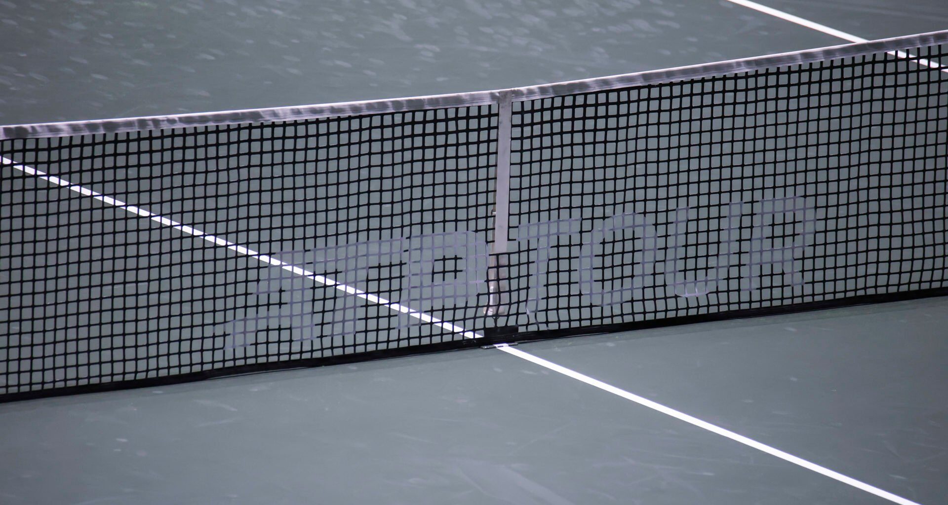 The current player on the ATP Tour who has a 'crazy' tennis racket which is different to any other in history