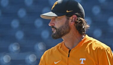 Giants closing in on hiring Tennessee coach Tony Vitello as next manager: Sources