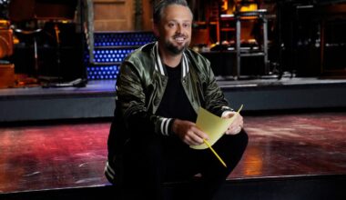 Nate Bargatze returns to Chicago’s Jake Melnick’s Corner Tap – NBC Chicago