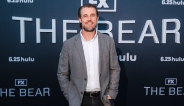 Chris Witaske to be Grand Marshal of St. Charles Christmas Parade – NBC Chicago