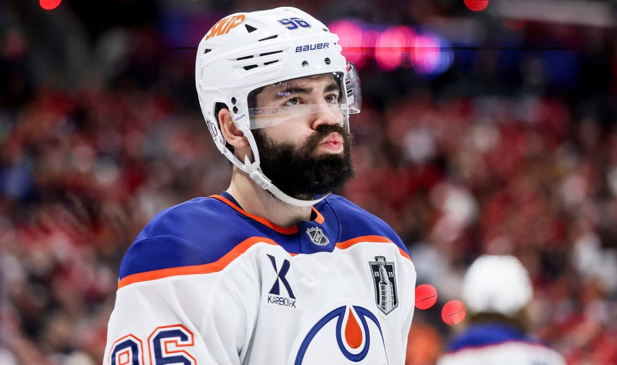 Oilers sign defenseman Jake Walman to 7-year contract extension