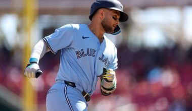 Bo Bichette begins running, joins Blue Jays in New York