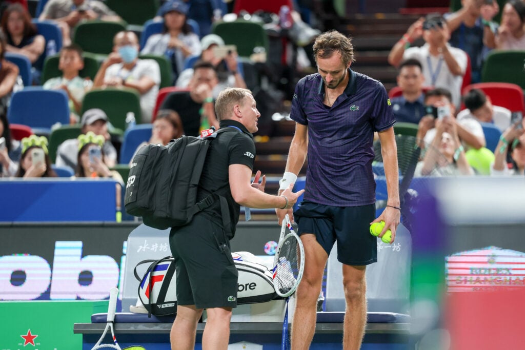 Daniil Medvedev struggles with cramp against Learner Tien at the 2025 Shanghai Masters