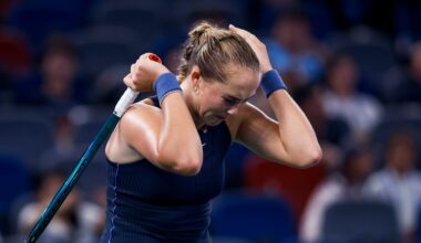 Lindsay Davenport suggests Mirra Andreeva may have made a mistake as her struggles continue