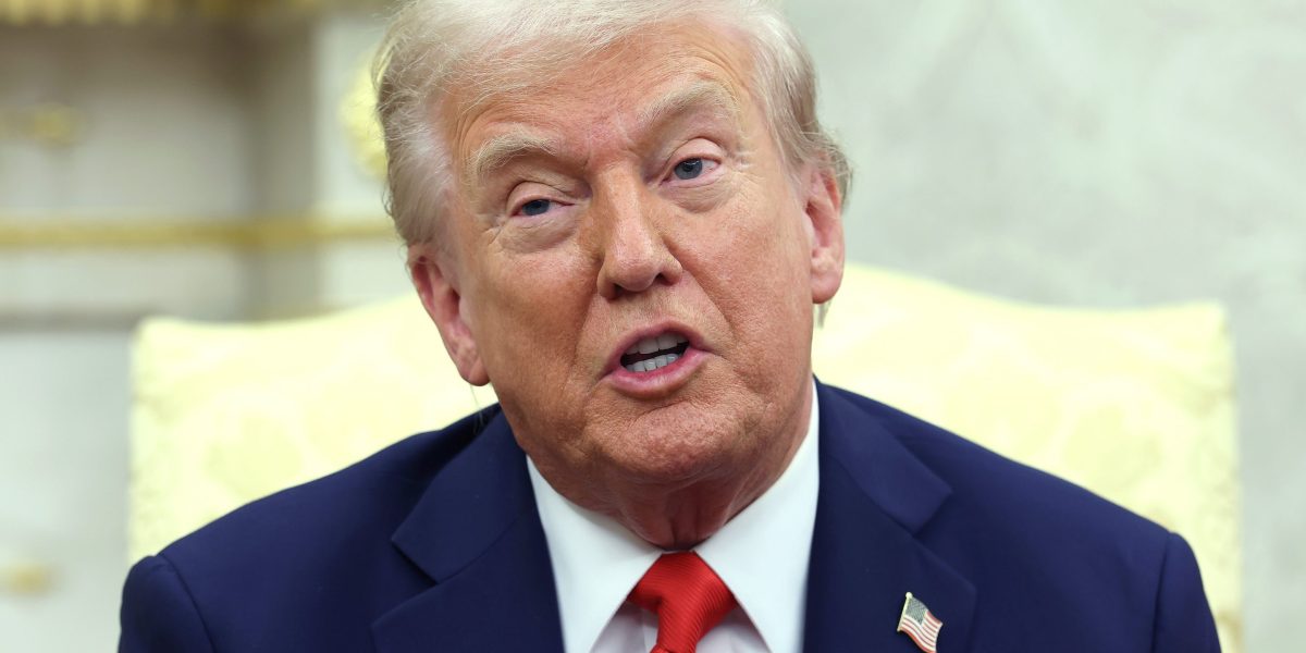 JPMorgan strategist David Kelly warns America is 'going broke slowly' as federal debt spirals