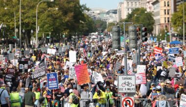 ‘No Kings’ protests begin in over 2,500 cities – NBC New York