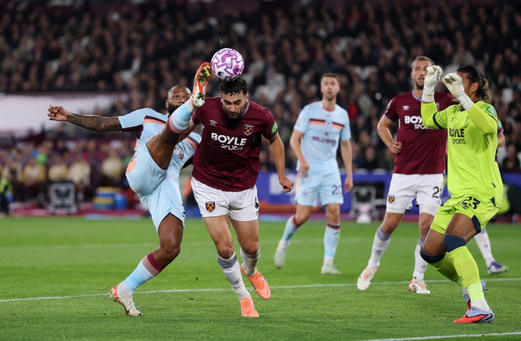 Max Kilman and Igor Thiago during West Ham United v Brentford - Premier League