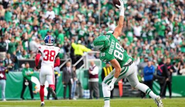 Dallas Goedert, Tucker Kraft both score 2 touchdowns on ‘National Tight Ends Day’