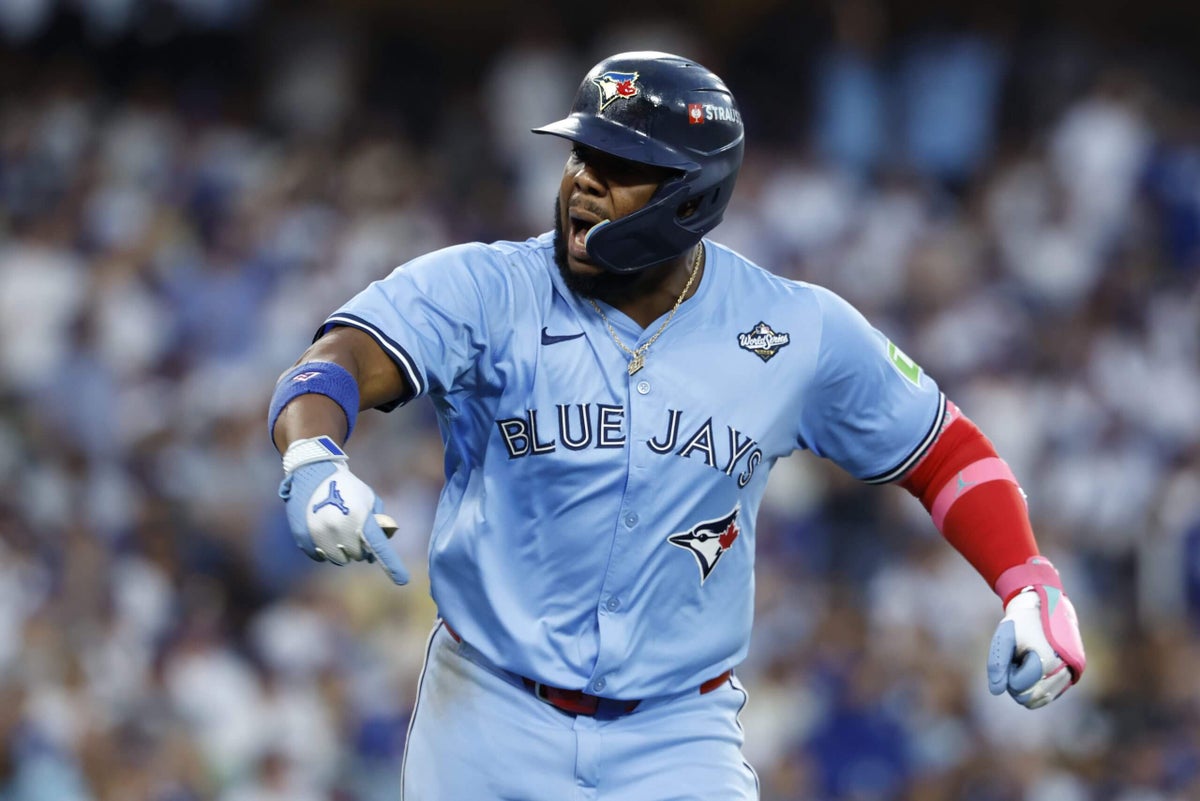 Blue Jays’ bats make Shohei Ohtani seem briefly mortal in series-tying Game 4 win