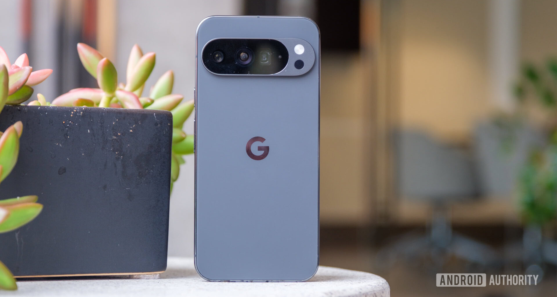 Google Pixel 10 Pro XL hero