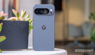 Google Pixel 10 Pro XL hero