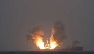 Huge commercial Chinese solid rocket launches 3 satellites from barge in the Yellow Sea