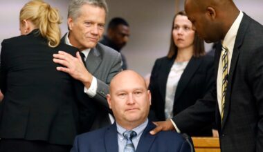 Dallas officer fired after fatal 2017 shooting seeks back pay in civil service hearing