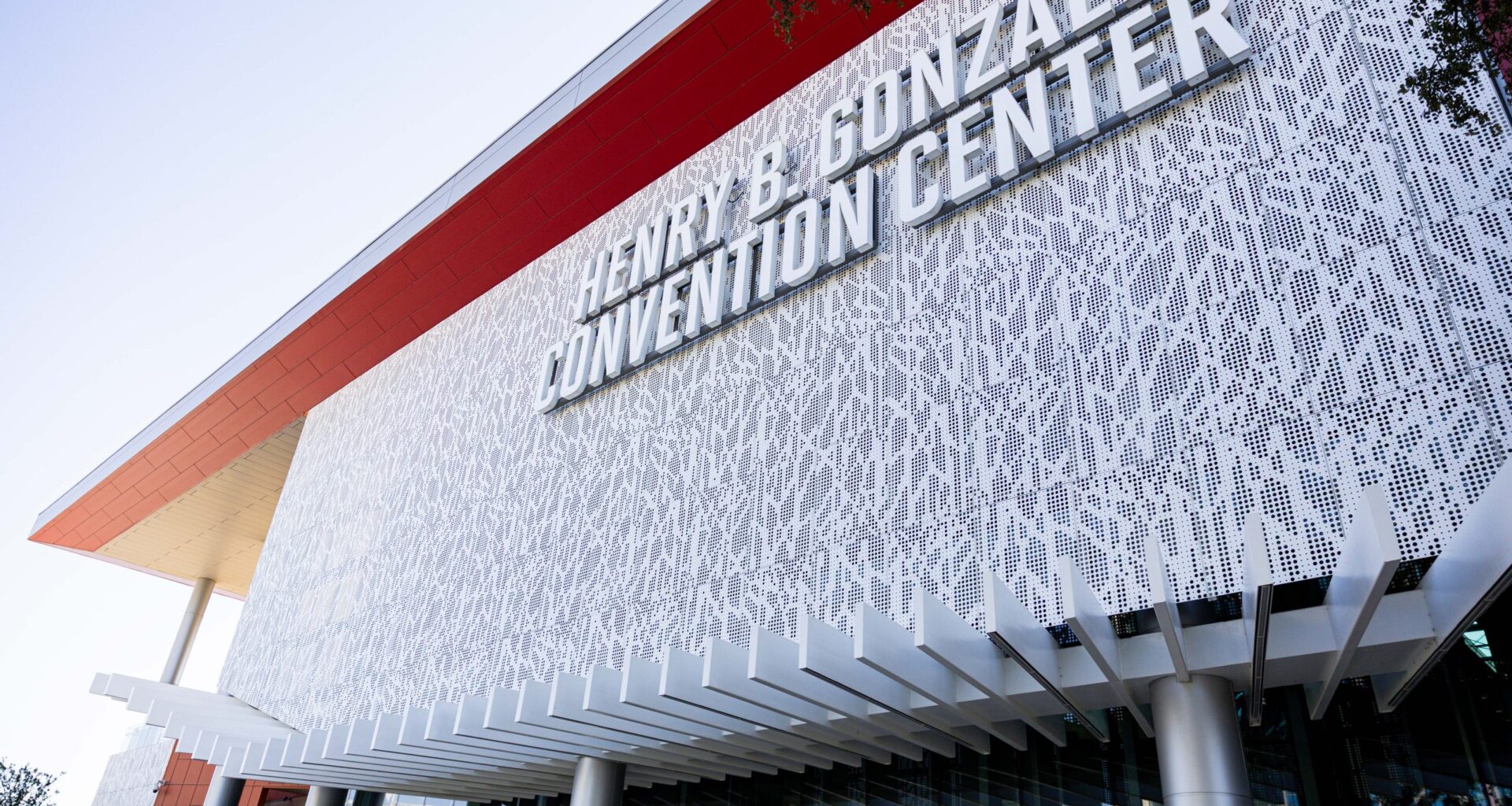 Can San Antonio capitalize on convention center rebuilds in Texas?