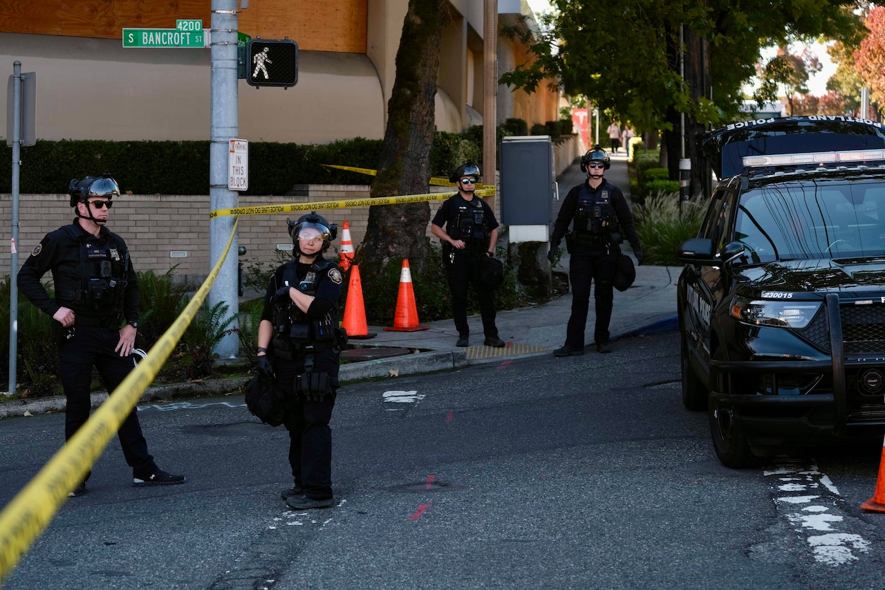 Portland ICE office -- Tuesday, Oct. 7, 2025