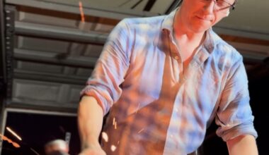 Made in Tarrant: Fort Worth native crafts knives for small business in his garage